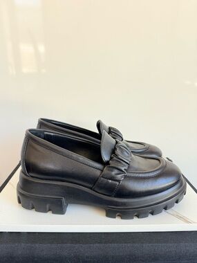 AGL Woman Black Leather Slip-On Loafers